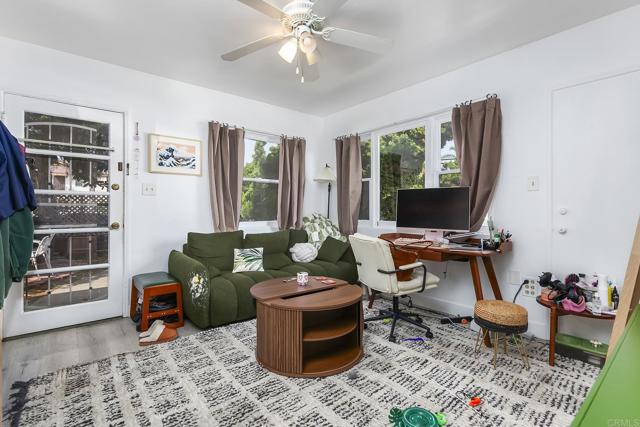 Detail Gallery Image 8 of 27 For 201 C Ave, Coronado,  CA 92118 - – Beds | – Baths