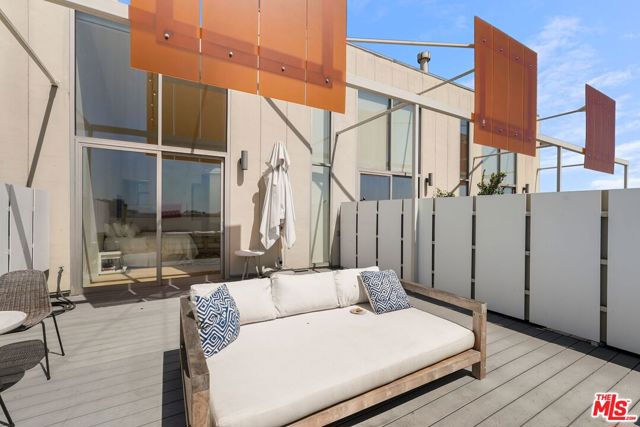 1850 Industrial Street, Los Angeles CA: https://media.crmls.org/mediaz/102fb830-34b6-47db-8e57-23d2186621a9.jpg