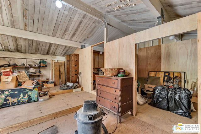 Image 59 of 70 For 25100 Indian Rock Road