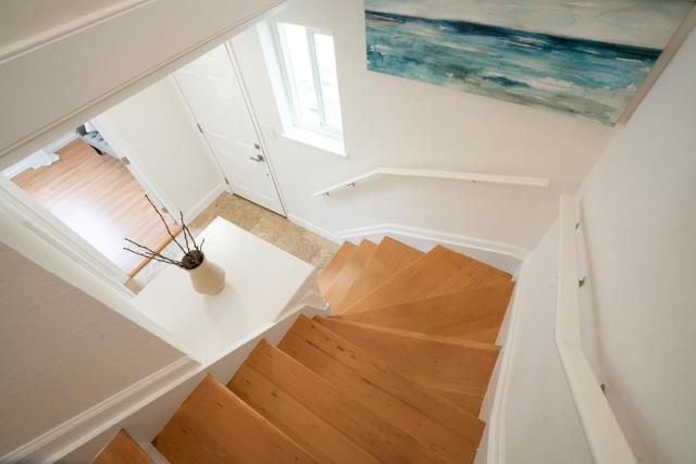 16 Canterbury Avenue, Daly City CA: https://media.crmls.org/mediaz/10307c83-353f-45aa-a73e-f8205e397db7.jpg
