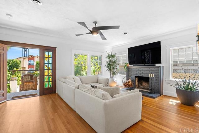 Detail Gallery Image 11 of 63 For 3760 Grim Ave, San Diego,  CA 92104 - 3 Beds | 2 Baths