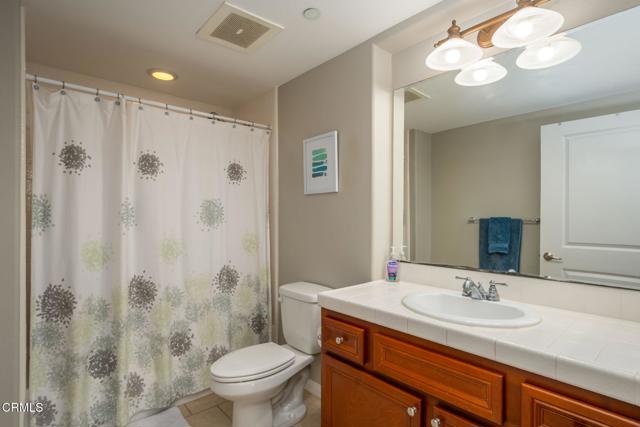 4256 Tradewinds Drive, Oxnard CA: https://media.crmls.org/mediaz/1030bfcc-1331-47fe-8486-37c2fe4fa11b.jpg