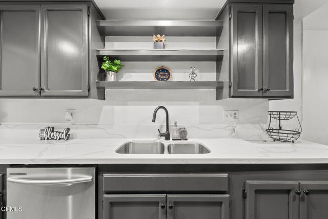 Detail Gallery Image 15 of 41 For 1501 Pisco Ln, Oxnard,  CA 93035 - 4 Beds | 2/1 Baths