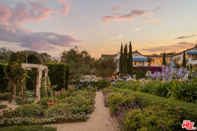848 Picacho Lane, Santa Barbara CA: https://media.crmls.org/mediaz/1030c113-ae86-4688-abb3-8dfe3c9b9468.jpg