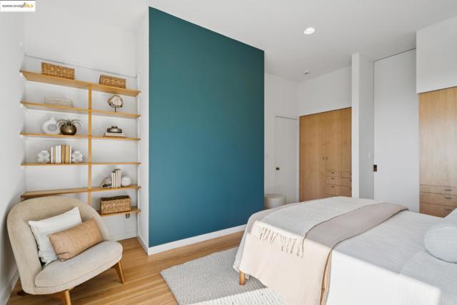 1069 Miller Ave, Berkeley CA: https://media.crmls.org/mediaz/1031b4f7-457f-40d4-9d48-6a20d2e169a3.jpg