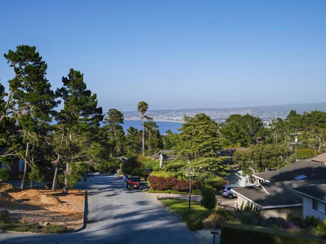 15 Pinehill Way, Monterey CA: https://media.crmls.org/mediaz/1032930a-8455-4eb2-8264-f2bae782f16f.jpg