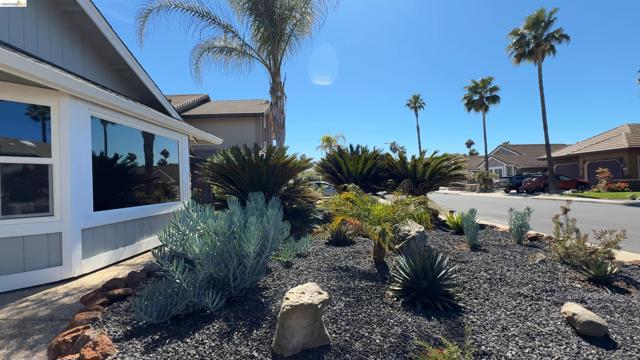 Image 2 of 43 For 2293 Reef Ct