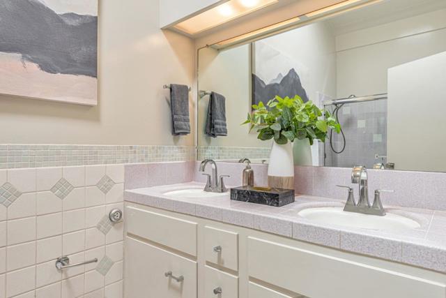 1620 Notre Dame Avenue, Belmont CA: https://media.crmls.org/mediaz/10331c46-8950-44ff-8434-e15ba14432ee.jpg