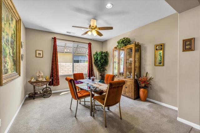 3854 Blue Sky Way, Palm Springs CA: https://media.crmls.org/mediaz/10342d74-5c78-47cc-90e9-33fdbe26d558.jpg