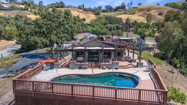 15946 Camino Vista Way, San Jose CA: https://media.crmls.org/mediaz/10349e27-46d6-450c-9cae-7e04e0e4339e.jpg