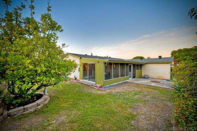 1314 Harol St., El Cajon CA: https://media.crmls.org/mediaz/103661c1-0266-450a-acb2-0d2e4cf8010e.jpg