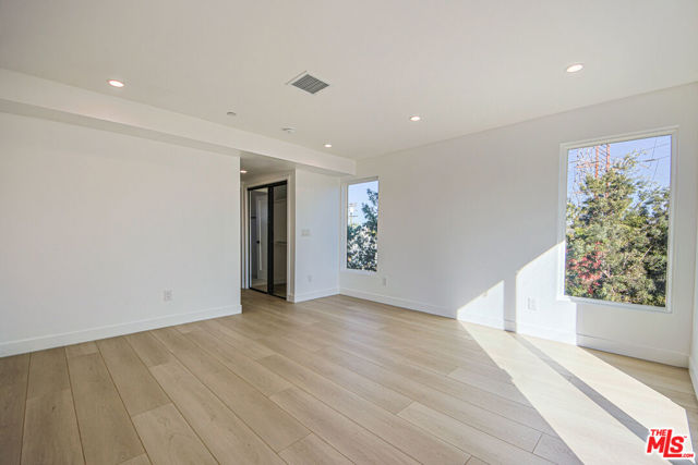 5709 Auckland Avenue, North Hollywood CA: https://media.crmls.org/mediaz/1036f4c7-d767-431d-ae7e-7eddc3fe4757.jpg