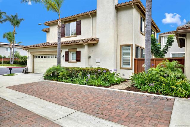 7301 Seafarer Pl, Carlsbad CA: https://media.crmls.org/mediaz/1036f8f9-f26e-4bc7-a774-66b532ed84ac.jpg