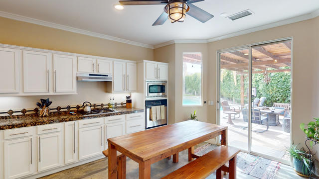 78135 Calico Glen Drive, Bermuda Dunes CA: https://media.crmls.org/mediaz/10376ffa-148a-4c20-a451-fd2fca82933e.jpg
