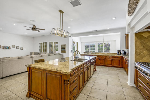 48749 Renewal Street, Indio CA: https://media.crmls.org/mediaz/1037b937-0594-43cf-b1f8-dde78da36459.jpg