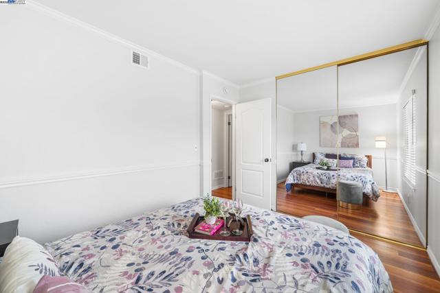 1550 Calle Enrique, Pleasanton CA: https://media.crmls.org/mediaz/10396702-87b9-4b25-a1a3-8731e1d9bd7f.jpg