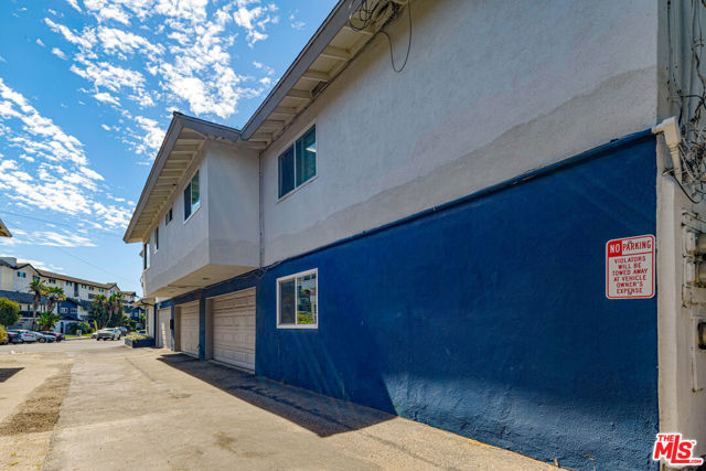 1109 Barbara Street, Redondo Beach, California 90277, ,Residential Income,Sold,Barbara,25620449 1109 Barbara Street, Redondo Beach, California 90277, ,Residential Income,Sold,Barbara,25620449