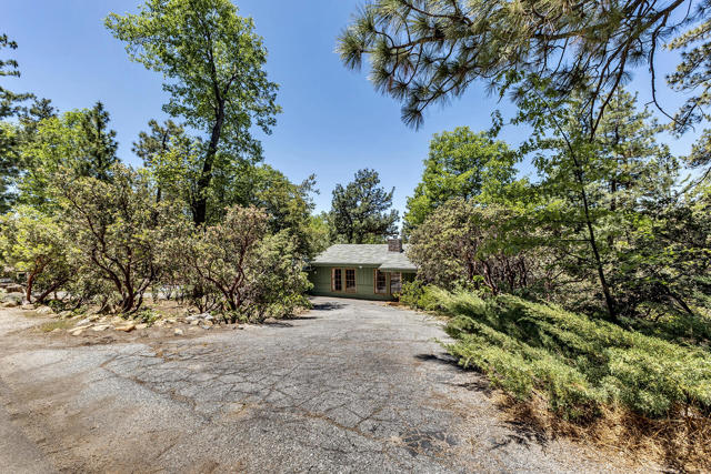 Image 2 for 25465 Seneca Dr, Idyllwild, CA 92549