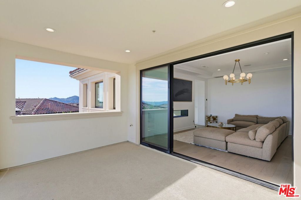 MLS #26866241 image #43