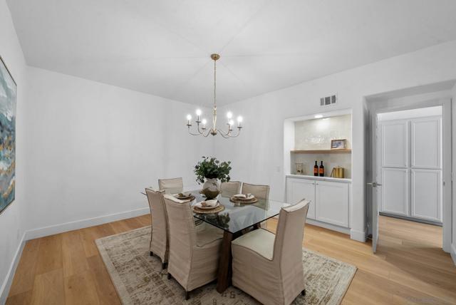 1052 Via Vera Cruz, San Marcos CA: https://media.crmls.org/mediaz/103b8f13-7029-4282-8982-09e2b9c002f4.jpg