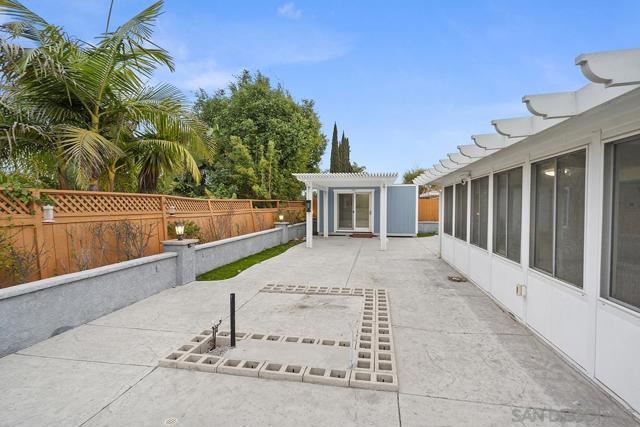 7111 Regner Rd, San Diego CA: https://media.crmls.org/mediaz/103ba515-f6e5-4061-af79-b0356c76180f.jpg
