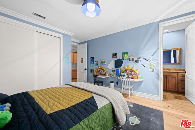 5105 Via El Cerro, Newbury Park CA: https://media.crmls.org/mediaz/103cd6e9-a675-4fac-934b-945f1bd5603a.jpg