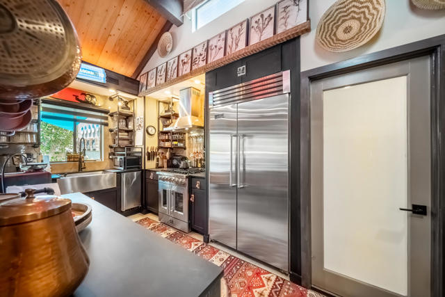 70100 Mirage Cove Drive, Rancho Mirage CA: https://media.crmls.org/mediaz/103d18fe-4da7-4302-a045-7404f378e71c.jpg