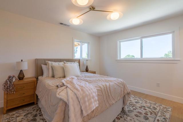 459 English Avenue, Monterey CA: https://media.crmls.org/mediaz/103d3c76-16e2-43dd-a9f3-95cdc10054c3.jpg