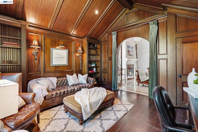 4275 QUAIL RUN PL, Danville CA: https://media.crmls.org/mediaz/103df8b3-4393-4f58-89bc-ed74fba00e5b.jpg