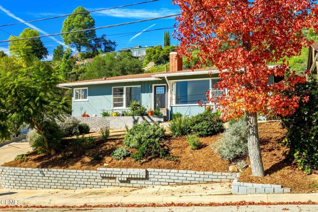 4487 Rising Hill Road, Altadena CA: https://media.crmls.org/mediaz/10405957-5f90-4710-8b27-0668e3201385.jpg
