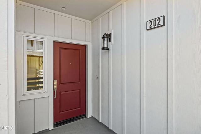 Detail Gallery Image 2 of 32 For 305 North F St #202,  Oxnard,  CA 93030 - 3 Beds | 2 Baths