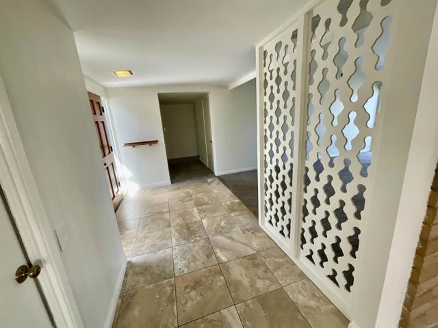 Detail Gallery Image 5 of 49 For 3128 Governor Dr, San Diego,  CA 92122 - 4 Beds | 2 Baths