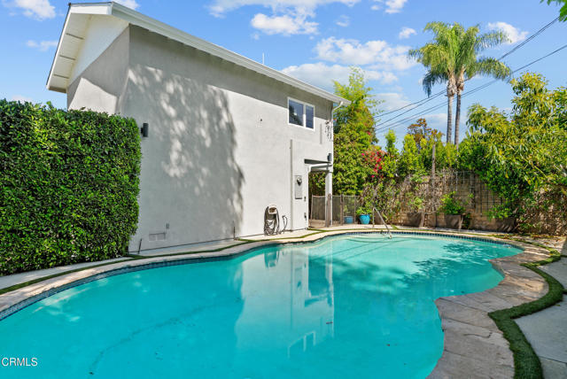 Detail Gallery Image 22 of 23 For 4242 Van Nuys Bld, Los Angeles,  CA 91403 - 3 Beds | 3 Baths