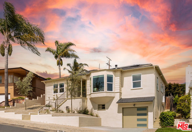 5018 Valleydale Avenue, Los Angeles CA: https://media.crmls.org/mediaz/10420be6-df71-4425-b152-044ed316fadf.jpg