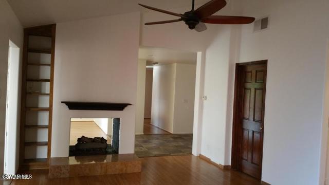 2141 Basswood Court, Westlake Village CA: https://media.crmls.org/mediaz/10427f34-cee1-4562-b08b-c328c92a45bb.jpg