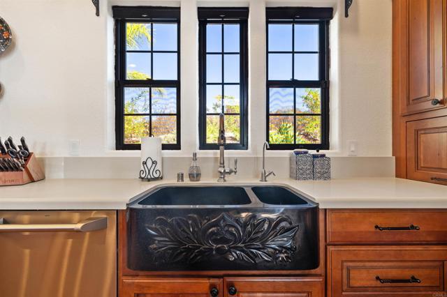 Detail Gallery Image 32 of 51 For 13613 Hillside Estates Dr, Jamul,  CA 91935 - 4 Beds | 4 Baths