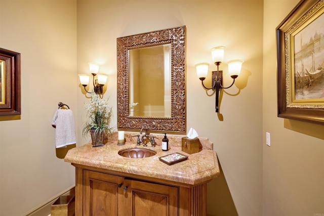 Detail Gallery Image 14 of 42 For 18482 Calle Tramonto, Rancho Santa Fe,  CA 92091 - 6 Beds | 6/1 Baths