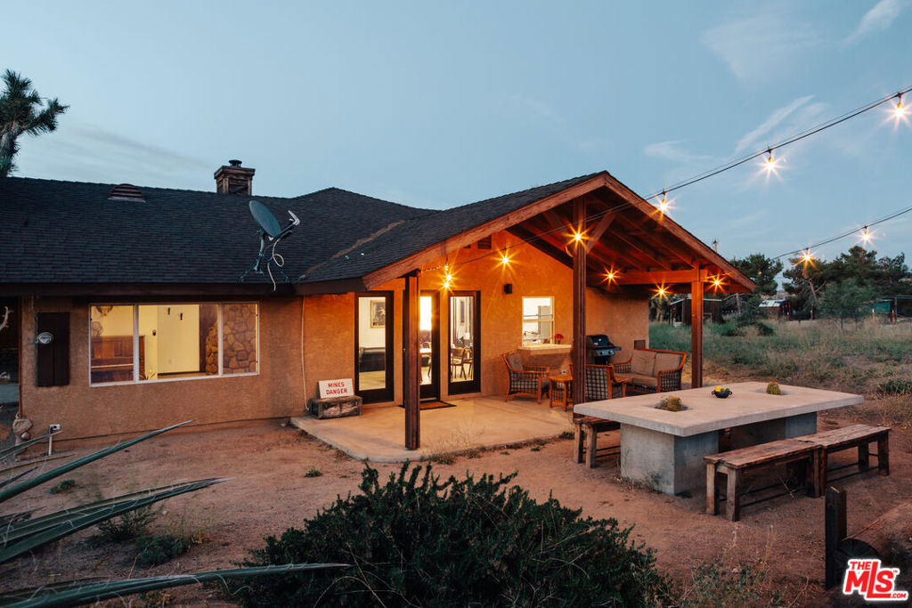 5433 William S Hart Road