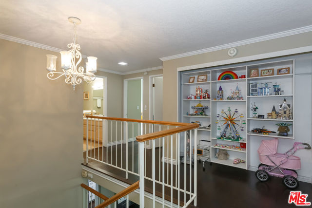 88 Cresta Verde Drive, Rolling Hills Estates, California 90274, 3 Bedrooms Bedrooms, ,3 BathroomsBathrooms,Residential,Sold,Cresta Verde,21793362