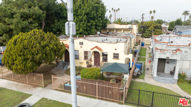 Image 3 for 1557 W 52Nd St, Los Angeles, CA 90062