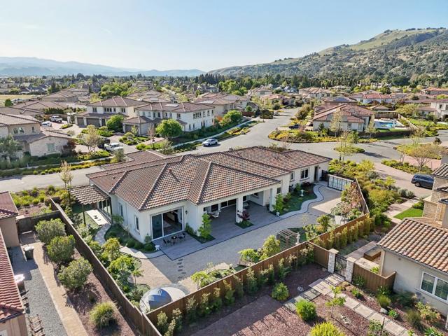 2170 Via Orista, Morgan Hill CA: https://media.crmls.org/mediaz/10497ae3-e2c4-40e4-b5bc-f0b10957c73c.jpg
