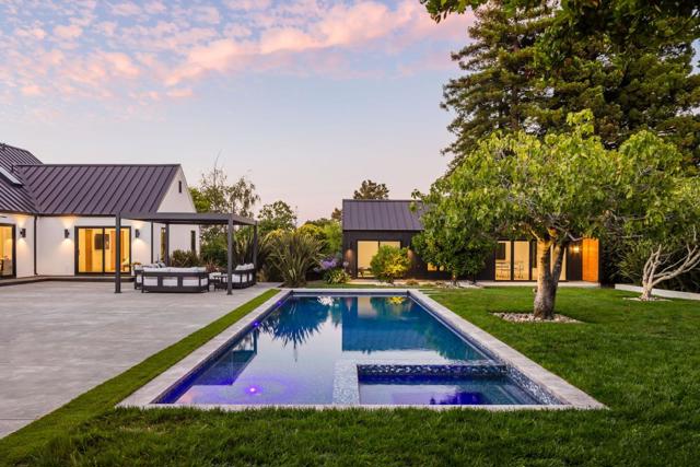 588 Craig Road, Hillsborough CA: https://media.crmls.org/mediaz/104a1954-2b09-4b92-be63-be09d33beeb6.jpg