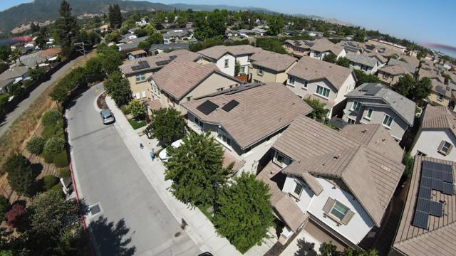 51 Koror Lane, Gilroy CA: https://media.crmls.org/mediaz/104b2eb6-5773-4d19-9667-9d1a269cd3c8.jpg