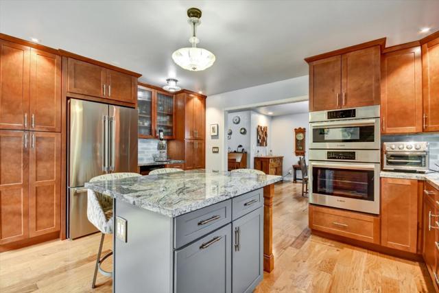 4214 Gull Cove Way, Capitola CA: https://media.crmls.org/mediaz/104b477f-f36b-4f18-9790-0e498994d771.jpg