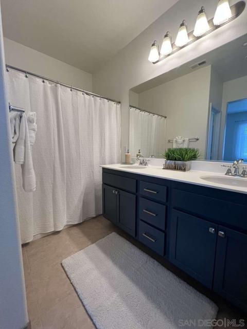 362 Borden Rd, San Marcos CA: https://media.crmls.org/mediaz/104cf07e-cab7-45fd-8c55-240d42f161e0.jpg