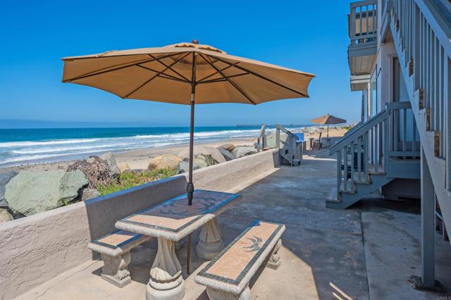 1460 Seacoast Drive, Imperial Beach CA: https://media.crmls.org/mediaz/104d6290-03b7-4933-aae0-ad3e49de8835.jpg