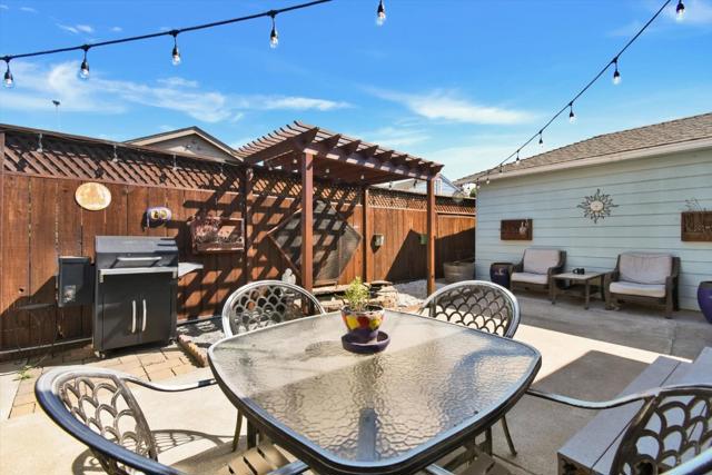 241 Terrace Avenue, San Bruno CA: https://media.crmls.org/mediaz/104d9bc7-1e66-417a-a361-1632c282cb81.jpg