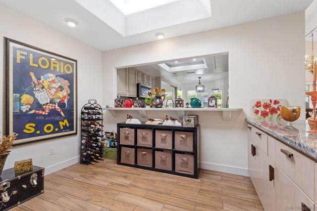 4695 Adra Way, Oceanside CA: https://media.crmls.org/mediaz/104e1cc5-6ccf-4e44-854a-088276113baa.jpg
