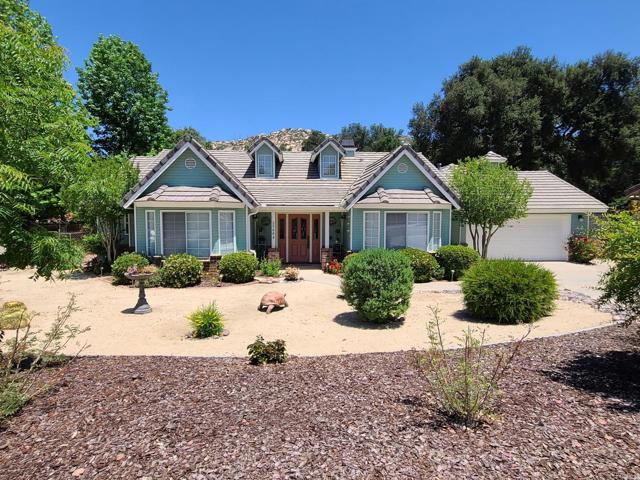 Detail Gallery Image 1 of 1 For 25084 Pappas Rd, Ramona,  CA 92065 - 4 Beds | 2 Baths