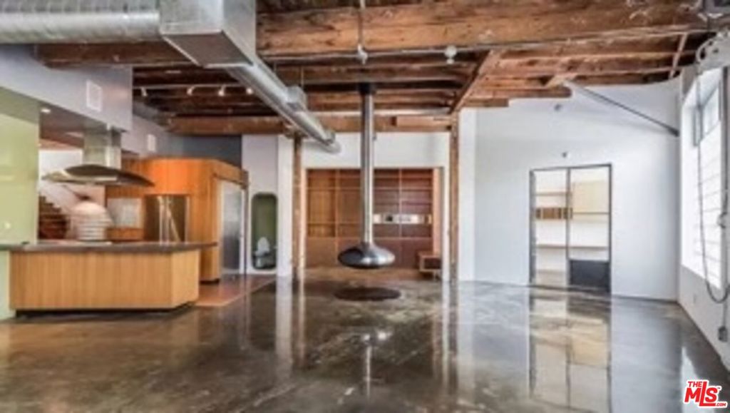 122 Mildred Avenue #2